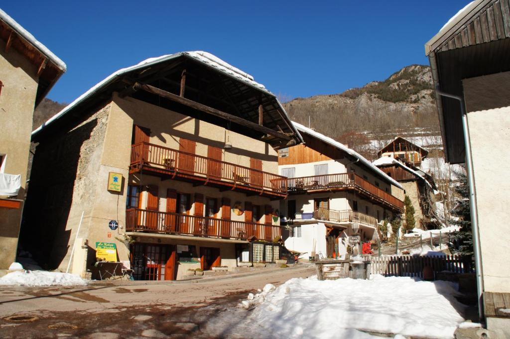 Le Relais Des Vaudois Freissinieres Ngoại thất bức ảnh